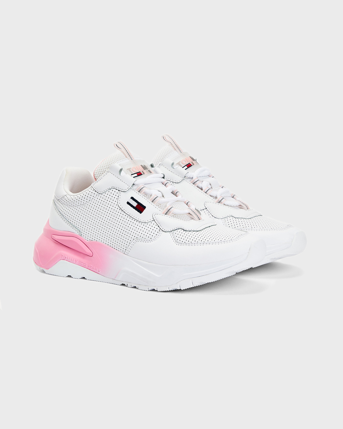 types of brooks sneakers