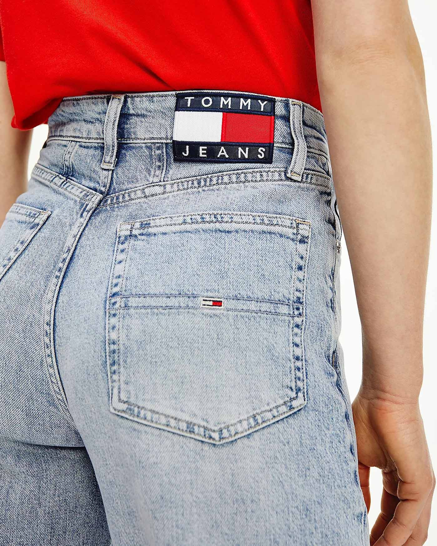 TOMMY HILFIGER MOM ULTRA HIGH RISE TAPERED JEANS DW0DW09888