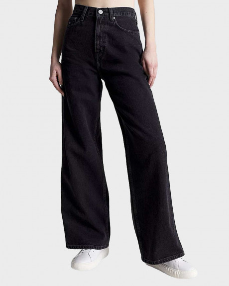 TOMMY JEANS ΓΥΝΑΙΚΕΙΟ JEAN ΠΑΝΤΕΛΟΝΙ ΚΑΝΟΝΙΚΗ ΓΡΑΜΜΗ ΒΑΜΒΑΚΕΡΟ DENIM - DW0DW15968