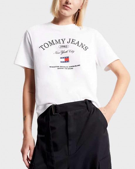 TOMMY HILFIGER ΓΥΝΑΙΚΕΙΑ ΜΠΛΟΥΖΑ ΜΕ ΛΟΓΟΤΥΠΟ ΚΑΝΟΝΙΚΗ ΓΡΑΜΜΗ 100% ΒΑΜΒΑΚΙ - DW0DW16835