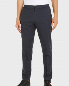 TOMMY HILFIGER ΑΝΔΡΙΚΟ ΠΑΝΤΕΛΟΙ ΣΤΕΝΗ ΓΡΑΜΜΗ - MW0MW33933 - ΜΠΛΕ