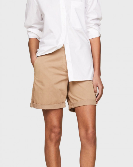 TOMMY HILFIGER ΓΥΝΑΙΚΕΙΟ MOM ΣΟΡΤΣ CHINO ΜΕ TURN-UP ΤΕΛΕΙΩΜΑ - WW0WW42457