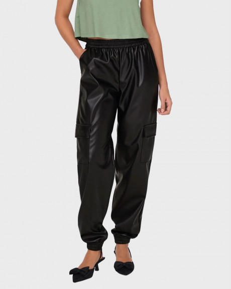 ONLY WOMEN'S FAUX LEATHER CARGO PANTS - 15325118