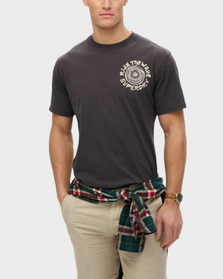 SUPERDRY OUTDOOR NARRATIVE ΑΝΔΡΙΚΗ ΚΟΝΤΟΜΑΝΙΚΗ ΜΠΛΟΥΖΑ - Μ1012107Α