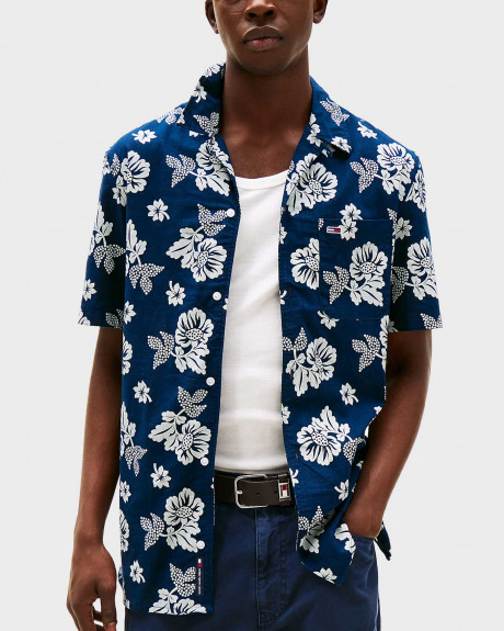 TOMMY JEANS MEN'S ALL-OVER PRINT SHORT SLEEVED SHIRT - DM0DM21351