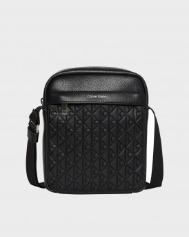 CALVIN KLEIN ΤΣΑΝΤΑ REPORTER ΜΕ ΑΝΑΓΛΥΦΟ ΜΟΝΟΓΡΑΜΜΑ - LV04D3204G - ΜΑΥΡΟ