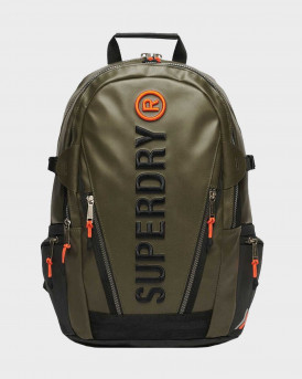 SUPERDRY SDNA TARP EMB ΑΝΔΡΙΚΟ ΣΑΚΙΔΙΟ ΠΛΑΤΗΣ - W9110391Α - ΧΑΚΙ
